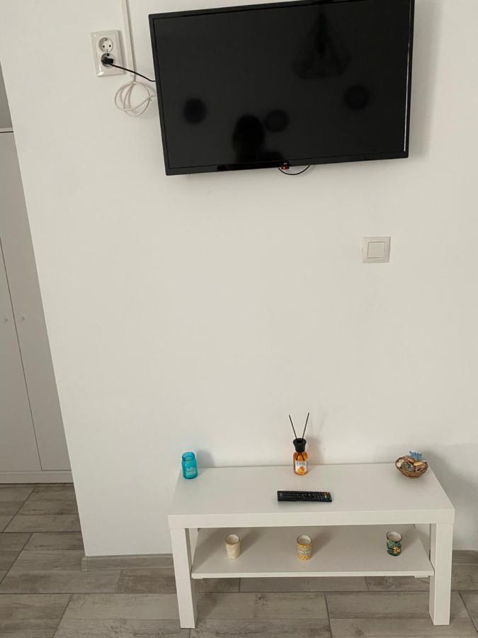 Camere De Inchiriat David Casa David Corbu Exteriör bild
